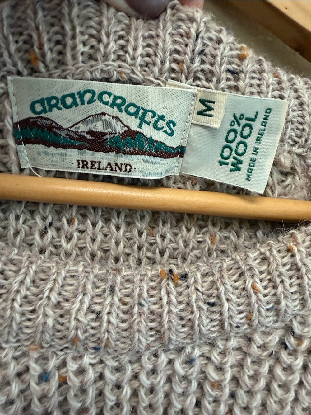 Aran Crafts Ireland 100% Wool Fisherman Cable Knit Sweater SzM - Picture 2 of 4